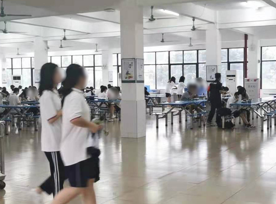 学校食堂承包